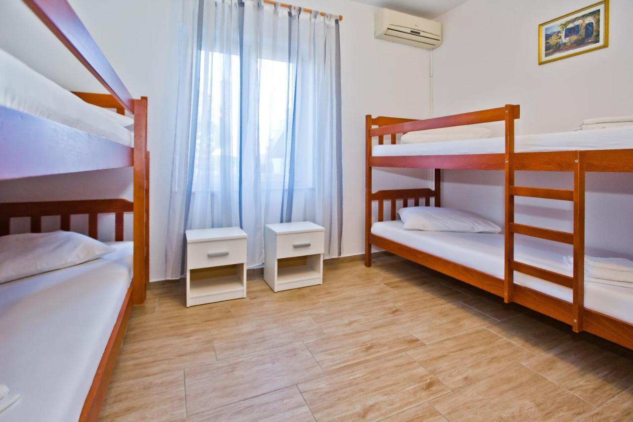 Luka'S Lodge Guesthouse & Hostel Hvar Town Zewnętrze zdjęcie